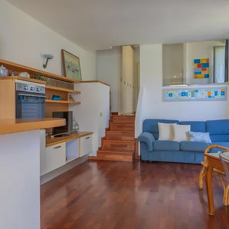 Casa *